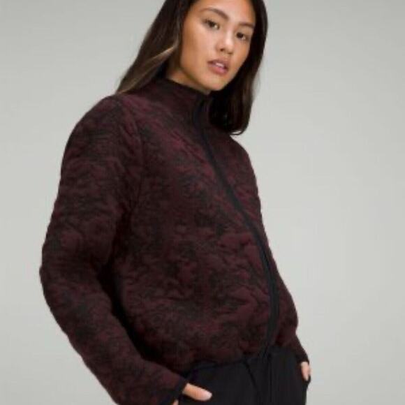 Lululemon Jacquard Multi-Texture Cardigan Sweater In Red Merlot/Black Size 6 - Picture 1 of 16